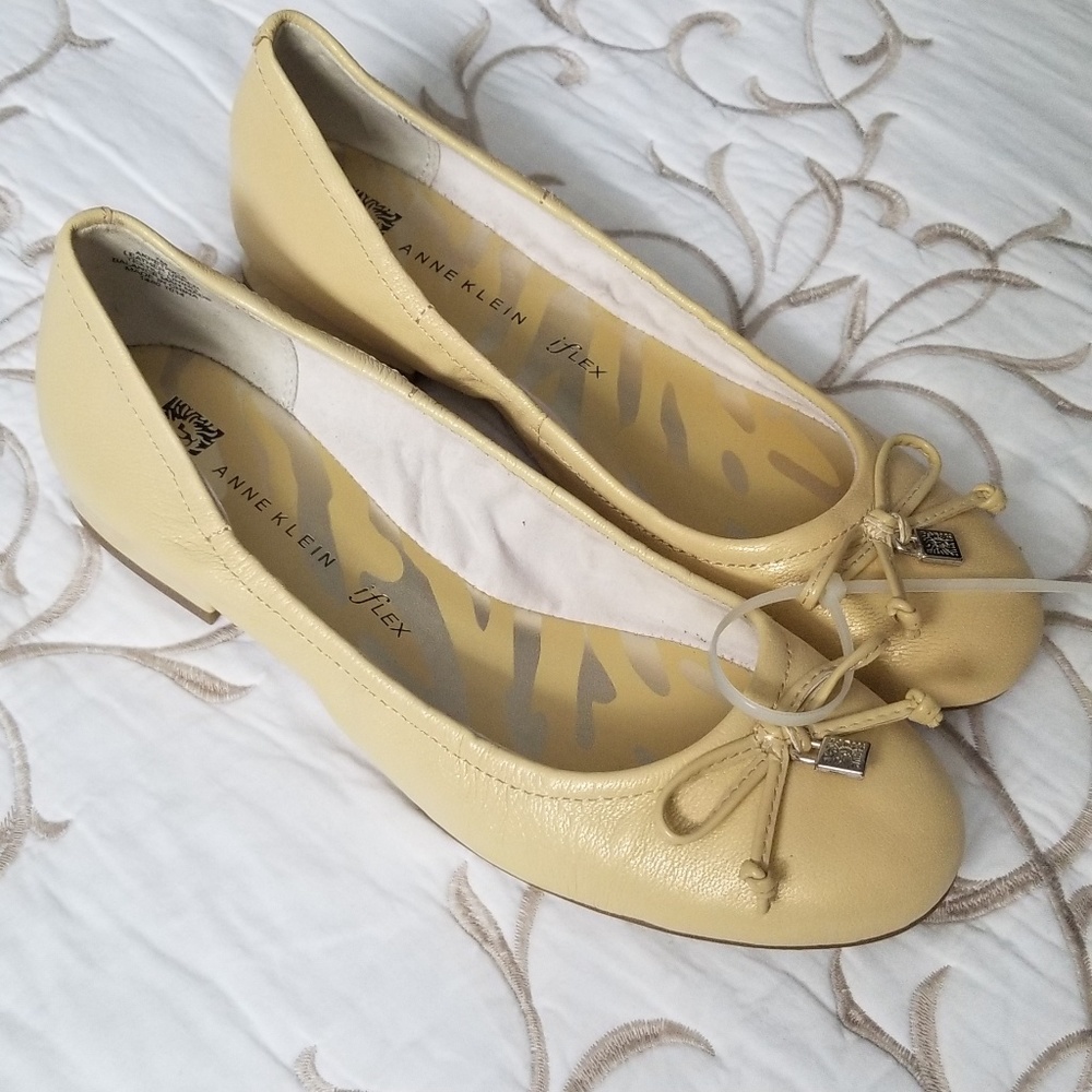 Anne Klein flats